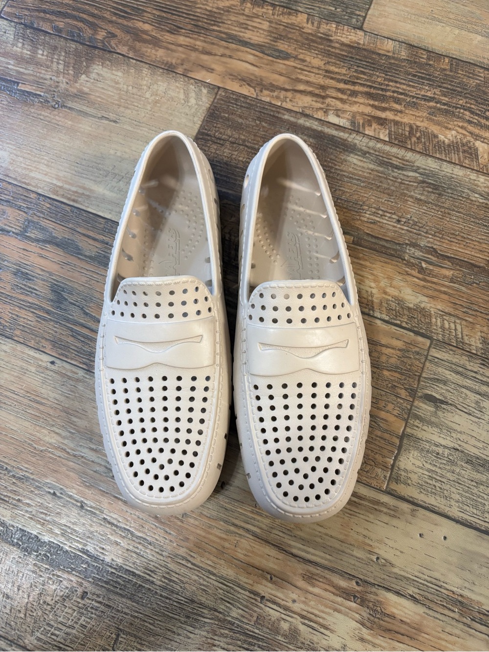Men's Cream Perforated Slip-On Floafers Shoes
